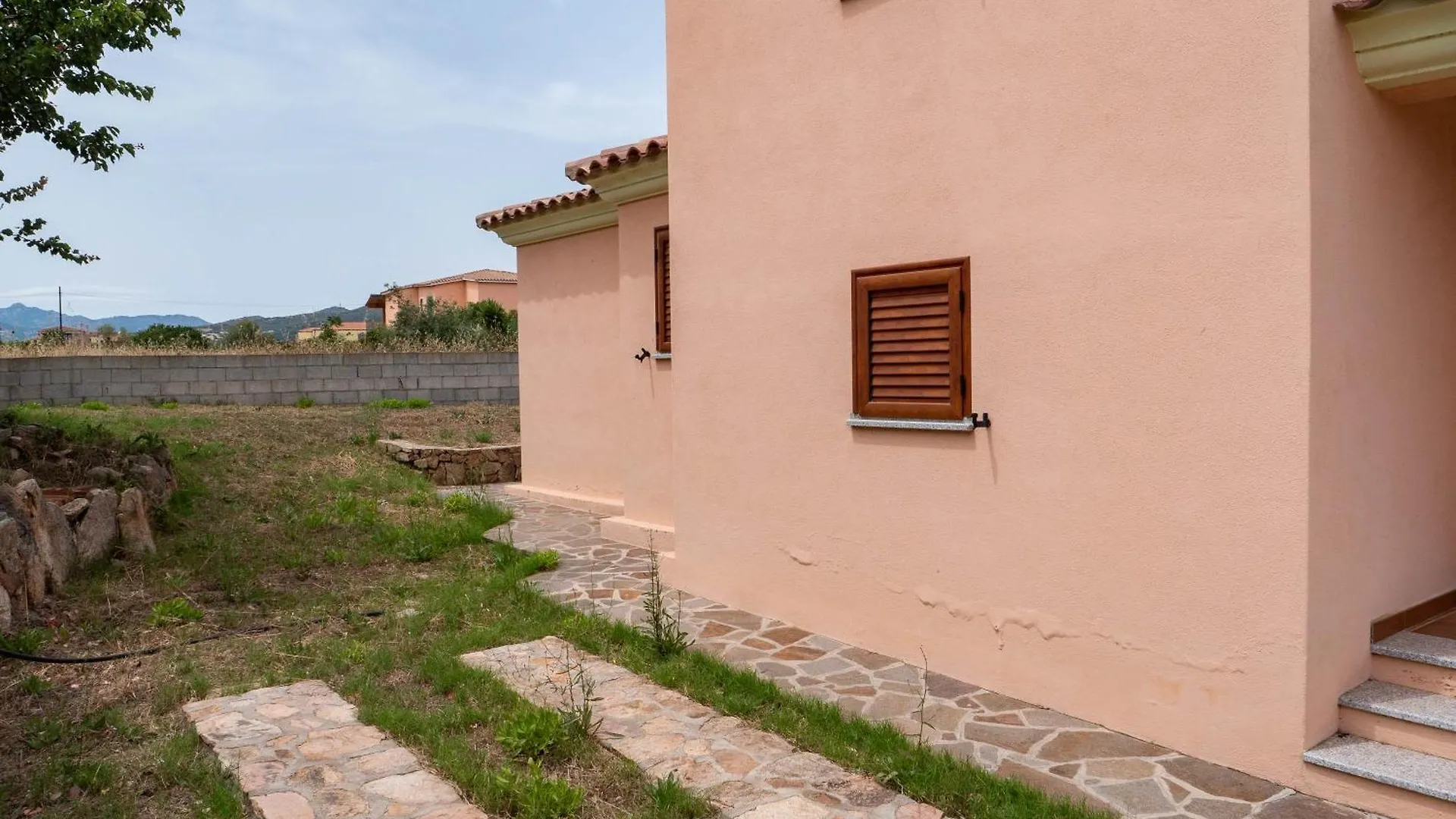 Appartamento Villetta spiaggia a piedi BudoniAffitti