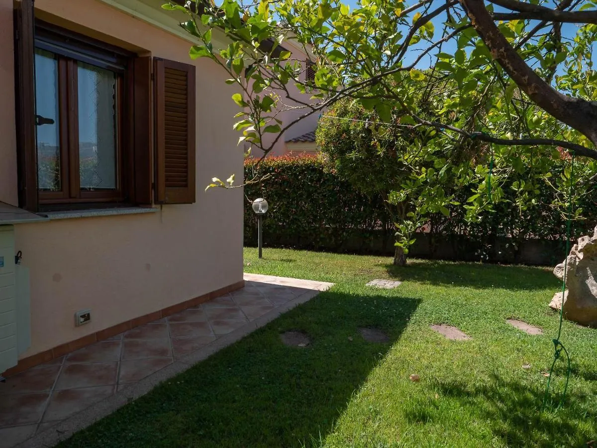 Villetta Spiaggia A Piedi Budoniaffitti Apartment Budoni
