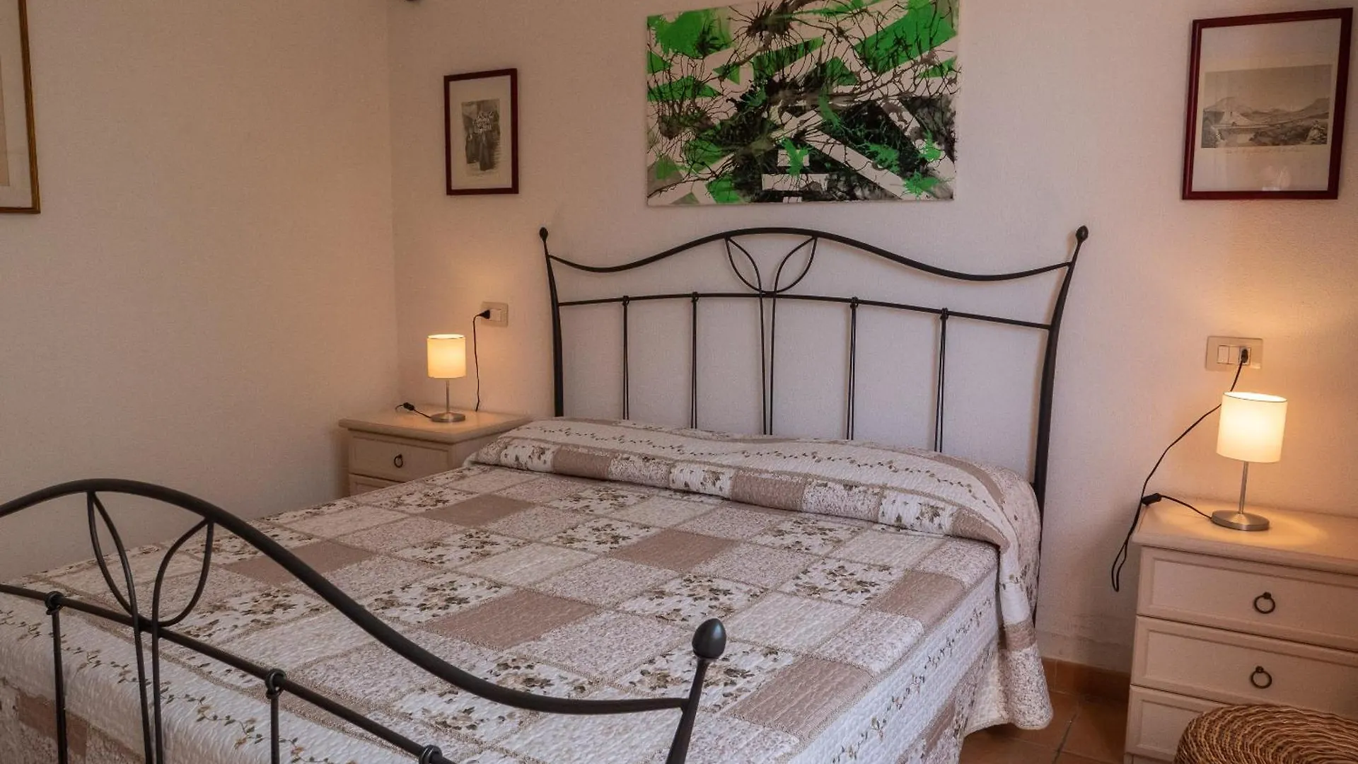Apartment Villetta Spiaggia A Piedi Budoniaffitti