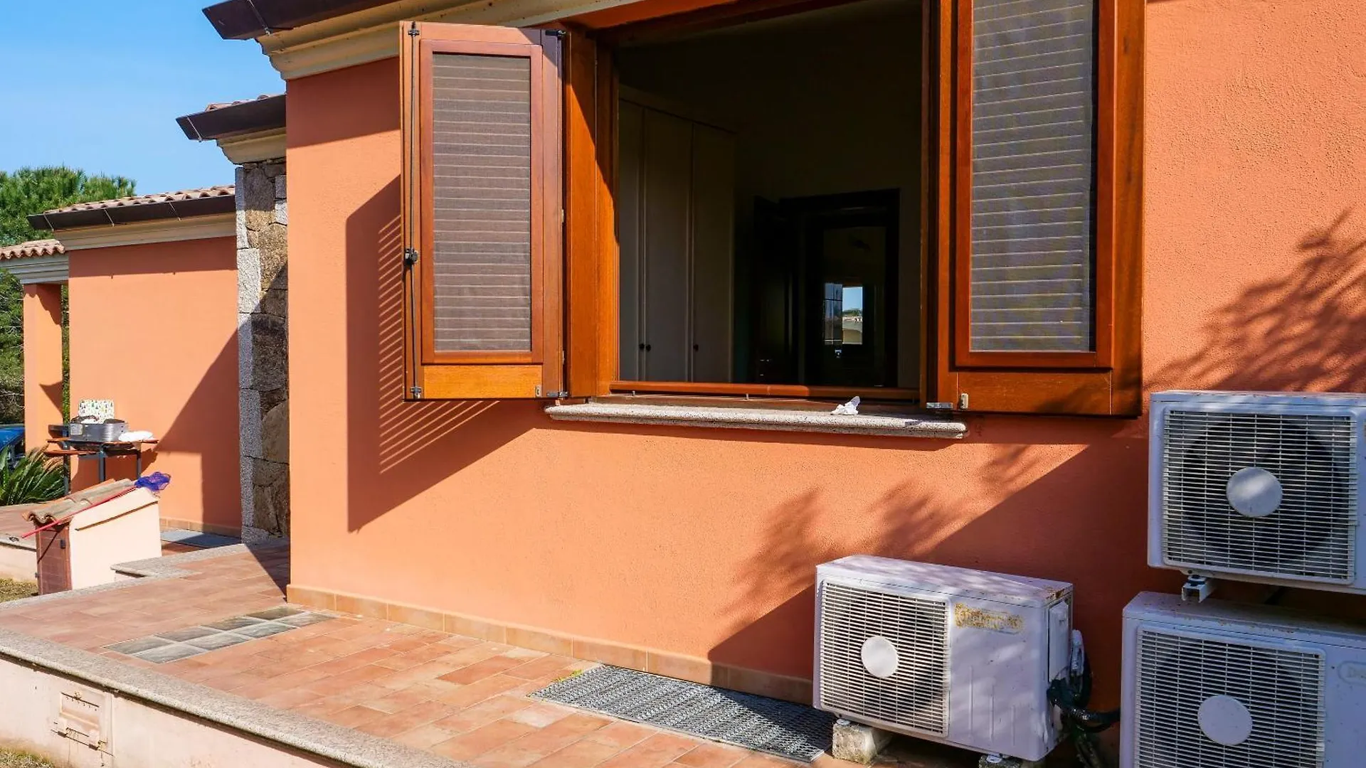Apartment Villetta Spiaggia A Piedi Budoniaffitti Italy